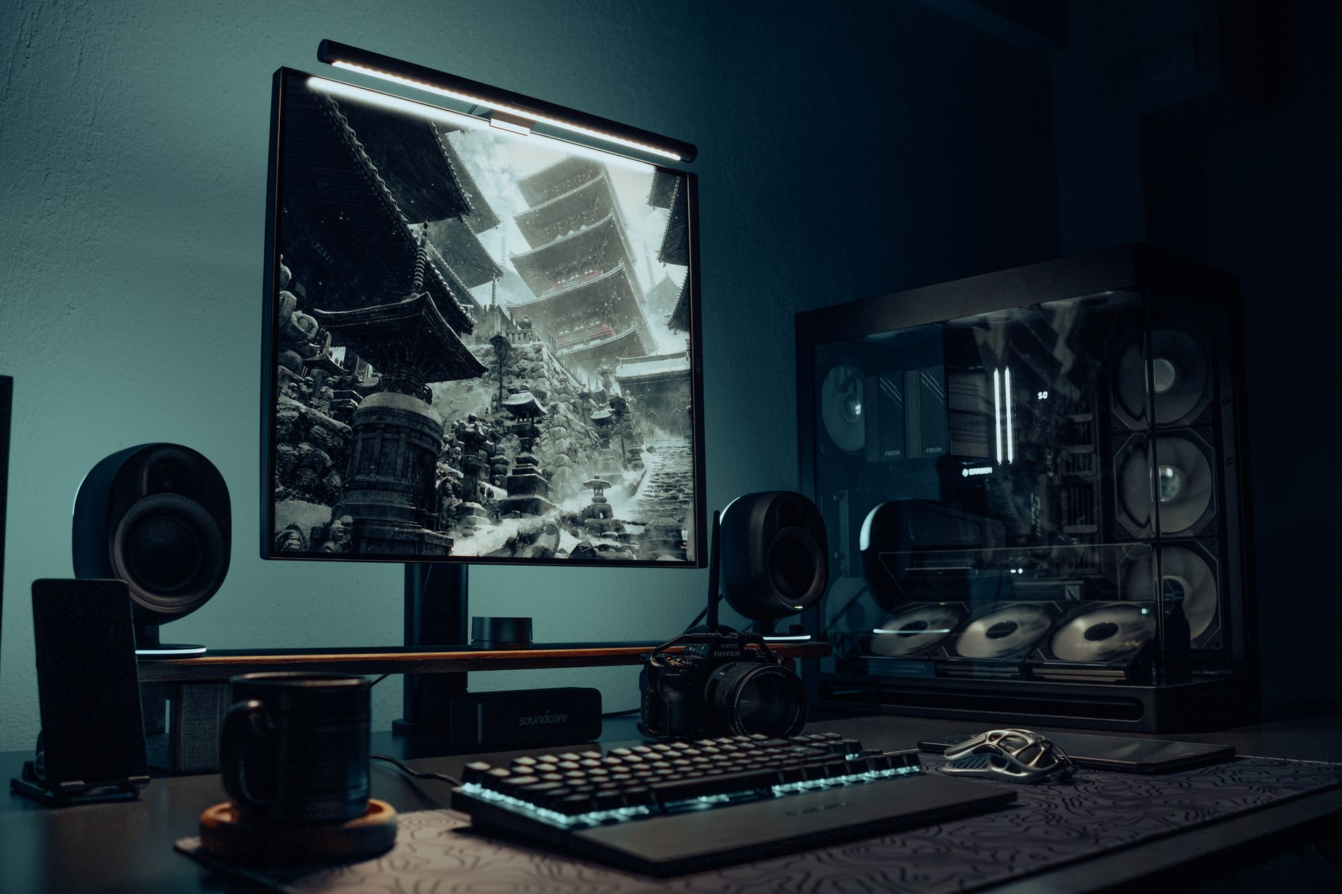 PC gaming build guides desk